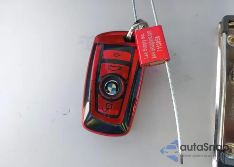 2013 BMW 528I из США, поврежденный, VIN WBAXG5C59DD229268